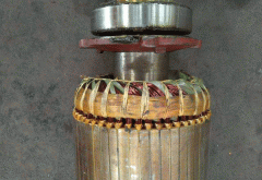 YE2電機西安電機廠技術(shù)員關(guān)于高壓電機端部捆扎的重要性分析。